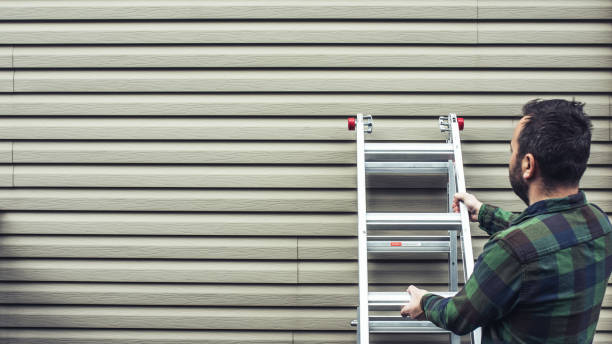 How To Choose The Right Materials for Your Siding Installation in 'Smithville, MO